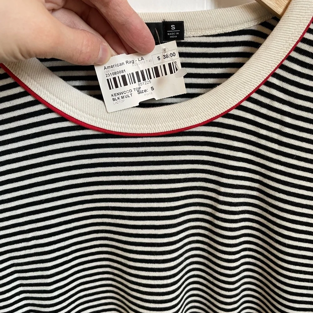 NWT Obey Short Sleeved Tee - Picture 5 of 6